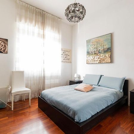 Milano Calvairate Balcony Apt Buitenkant foto