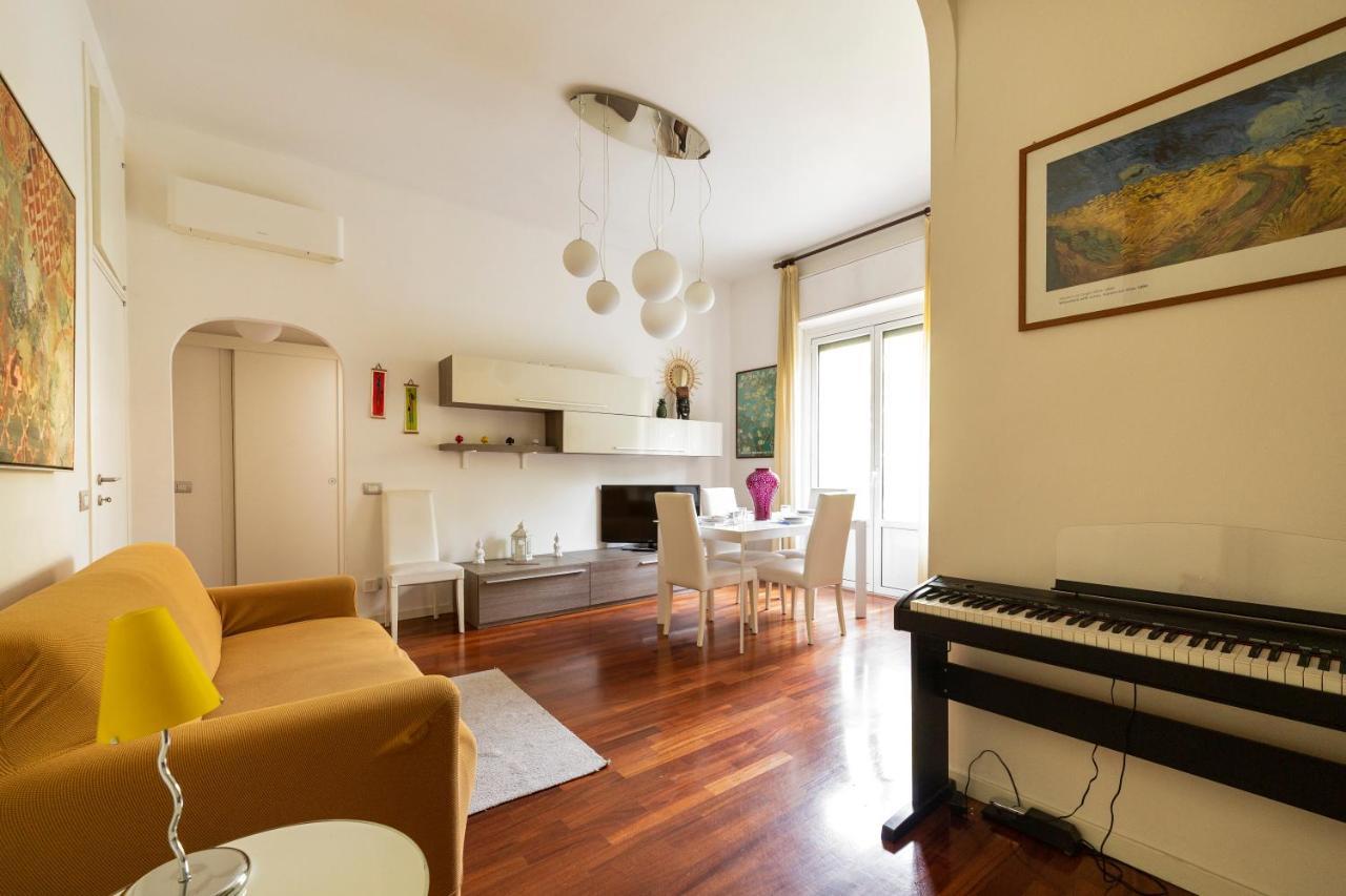 Milano Calvairate Balcony Apt Buitenkant foto